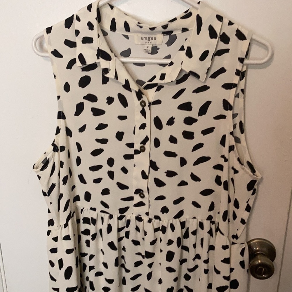 Sleeveless dress - Picture 2 of 2